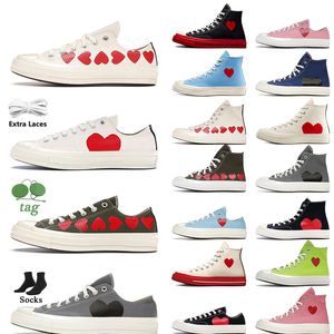 Baskets à plateforme montantes Vintage Comme des Garcons X années 1970 Chaussures de toile de créateur Femmes Hommes All Star Classic 70 Chucks Taylors Low Multi-Heart Sneakers