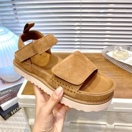 Plateformes Sandales Designers Chaussures pour femmes Fashion Nubuck Cuir Matsuke Souled épais Crochet boucle à talons plats Bode arrière avant dames plage Sandale décontractée 35-40