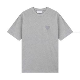 Spelen Merk Heren T-shirts Nieuwste Vrouwen Ontwerper van Luxe t-shirt Mode Mannen Casual T-shirt Man Kleding Little Red Heart Chuan Kubao Ling Polo Shi 02uk HM3U