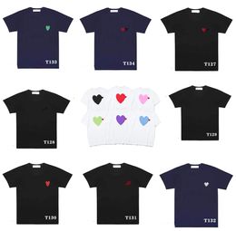 Play Designer Mens THICHS Fashion CDG CDG Manga corta Heart Insignia Top Cloth