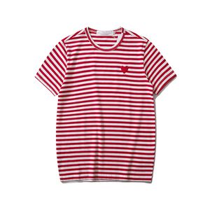 Jouez à la mode Mens T-shirts Designer Red Heart Shirt Casual Tshirt Coton broderie courte T-shirt d'été tailles asiatiques 5445