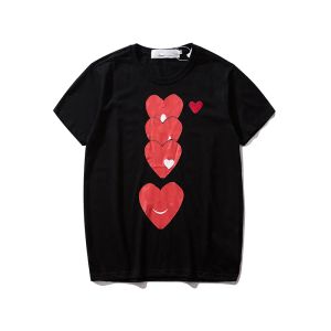 Jouez à la mode Mens T-shirts Designer Red Heart Shirt Casual Tshirt Coton broderie à manches courtes T-shirt d'été