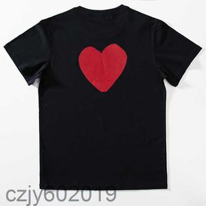 Jouer à la mode t-shirts de création de coeur rouge tshirt décontracté broderie en coton