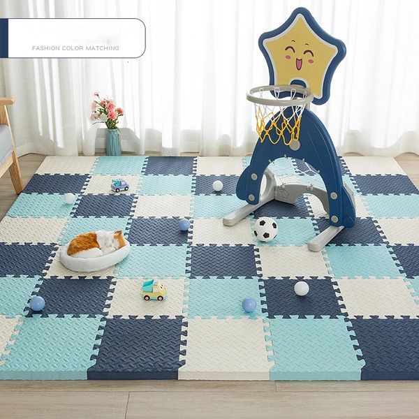 Tapetes de juego 1624 Uds. Estera de rompecabezas de espuma EVA para bebés, baldosas de ejercicio entrelazadas en blanco y negro, alfombra y alfombra para niños, almohadilla de 30301cm 230608