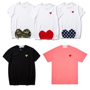 Jouez au designer masculin Red Heart Goth Black Shirt Mode décontractée Broderie à manches courtes T-shirt d'été Euro Taille