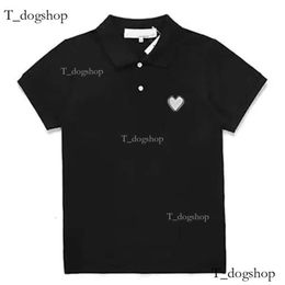 Jouez à des t-shirts pour hommes en t-shirt pour hommes Polo Tshirt Fashion Fashion CDG Badge de coeur à manches courtes Little Red Heart Chuan Kubao Ling Polo