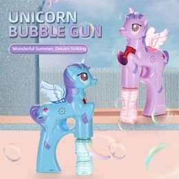 Bolsa juguetona Niños de unicornio Bubble Gun juguete Musical Light-up animal de jabón de jabón de spray eléctrico Burbujas Regalo de Navidad AB04 240416