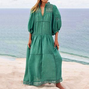 Vestido hueco con una cintura elegante y costuras delgadas, vestido de línea A de bordado de un solo pecho, vestido de diseñador de estilo resorts junto al mar