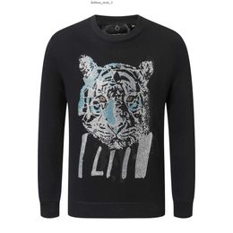 Plein Bear Brand Hoodies Sweatshirts Sweatshirts Sweatshirt Hip-Hop Loose Personnalité Caractéristique PP Skull Pullover Rhingestone Luxury Men's Hoodie 369