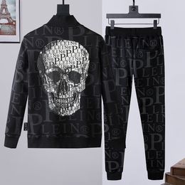 PLEIN BEAR Chándales para hombre HOODIE JACKET PANTALONES CRYSTAL SKULL Chándal PP Sudaderas con capucha para hombre Chándales casuales Jogger Chaquetas Pantalones Conjuntos Traje deportivo 71174