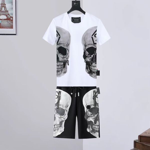 Plein Bear Mens T-shirts Crystal Skull Tracksuit Suit T-shirts T-shirts Casual Tracksuit Jogger Tops Shorts SetS Sport 14676