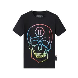Plein Bear T-shirt Mens Designer Tshirts Vêtements de marque Hinestone Pp Skulls Men T-shirt Round Neck Ss Ss Skull Hip Hop Tshirt Top Tees 16913