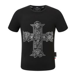 Plein Bear T Shirt Mens Designer Tshirts Ropa de marca Rhinestone PP Skulls Men Camiseta redonda SS Skull Hip Hop Tshirt Top 16646