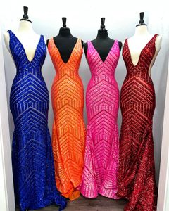 Plunging v-neck prom jurk 2023 Geometrische kralenpatroon Pailletten formele avond trouwfeestjurk winter court optocht gala landingsbaan rode loper gemonteerd slank sexy