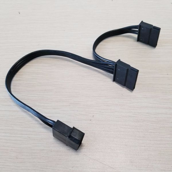 Plus 4Pin IDE a 2 x SATA Adaptador Divisor Cable de extensión de alimentación 18AWG 30cm Negro