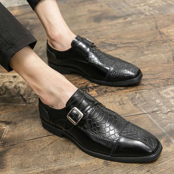 Plus taille 38-48 Nouvelle entreprise décontractée de mode en cuir Oxford Dress Classic Italie Style Men Chaussures