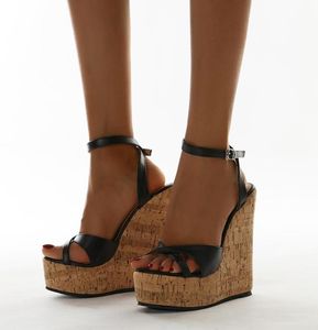 Plus taille 42 Fashion Women Sandals Platform Shoes Super High Heels Pumps Talage Blackwhite Wooden Ankle Sandaux 3125815
