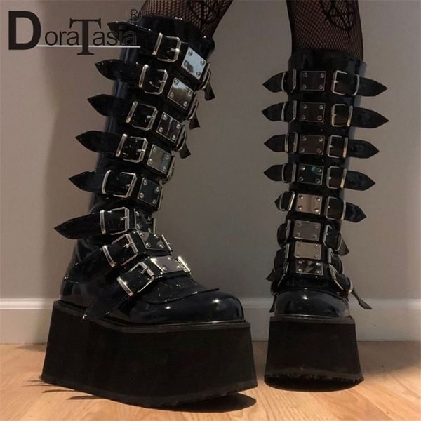 Botas de plataforma gótica para mujer de diseño de marca de talla grande 48, botas de tacón alto con cuña de Metal Punk a la moda para mujer, zapatos de calle Cosplay para mujer 220815