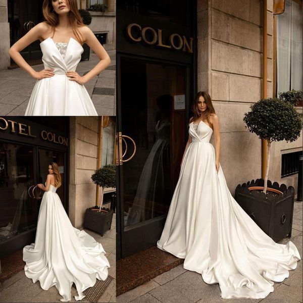 Plus La Taille Une Ligne Robes De Mariée D'été Ruché Sans Bretelles De Mariage Robes De Mariée À Lacets Long Balayage Pas Cher Robes De Fête De Mariage