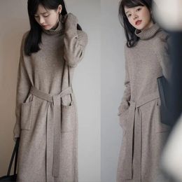 Grande taille robe d'automne femmes décontracté lâche tricoté robe pull en laine femme à lacets col roulé robe d'hiver coréenne 231228
