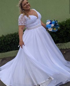 Plus Size Beach Trouwjurken met mouwen 2021 Vintage Haak Kant Chiffon Fairy Skrit Country Big Women Bridal Dress
