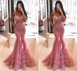 Plus Size Blush Pink Beaded Mermaid Prom Dresses V-hals Kant Geappliceerd Avondjurken Sweep Trein Formele Jurk Ogstuff Vestidos de Fiesta