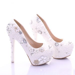 Chaussures de mariée grande taille chaussures pour femmes blanches en vente mode perles de luxe cristaux fête de mariage bal chaussures à talons hauts