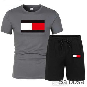 Plus Size Casual Designer Hommes Survêtements Nouveaux Survêtements Col Rond Manches Courtes Loisirs Sports Deux Pièces Ensemble Gym Jogging T-shirt Et Shorts Tenues