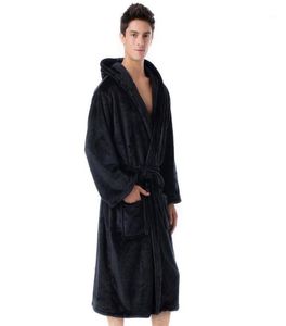 Taille plus de peignoir pour hommes décontractés en flanelle Robe à capuche à manches longues Men de peluche