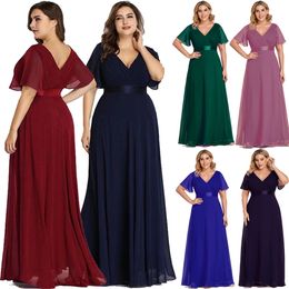 Plus Size Chiffon A Line Bruidsmeisjes Jurken Lange Vloer Lengte V-hals Simple Boho Garden Maid of Honour Jurken Dames Formele Avondjurk voor Huwelijksfeesten CL0035