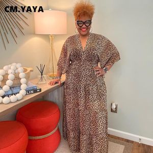 Plus la taille Robes CM.YAYA Plus la taille Élégante Femmes Léopard Col En V Manches Chauve-Souris Taille Haute Mince Longue Maxi Robe De Mode Fête Rue INS Robes 230325