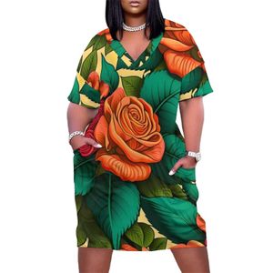 Robes de grande taille Robe à imprimé floral Col en V Rouge Rosses Moderne Femme Street Fashion Design Casual avec poches Taille 5XL 230905
