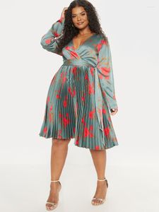 Robes de grande taille Robe imprimée florale pour les femmes col en V à manches longues à lacets asymétrique plissée mince Vintage casual tunique fête robe