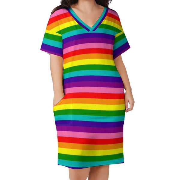 Vestidos de talla grande Vestido con la bandera del orgullo del arco iris Cuello en V LGBT Rayas de colores Mujer elegante Estampado de moda coreana Tamaño informal 4XL 5XL 230613