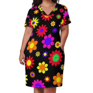 Robes grande taille Retro Bright Flowers Dress V Neck Hippie Flower Power Robes mignonnes Street Wear Graphic Casual Dress With Pockets Plus Size 5XL 230506