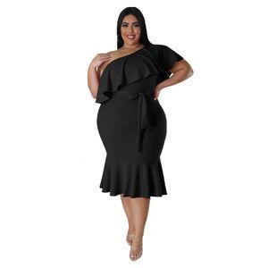 Plus size jurken zomer plus size Ruffkes vrouwen feestjurk met riem 3XL 4XL korte mouwen sexy dames club casual zeemeermin jurken 230720