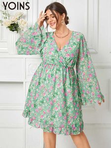 Plus size jurken yoins dames jurk plus size bohemian feest lange mouw ruche bloemen print v-neck elegante mode knie lengte vestidos 230506