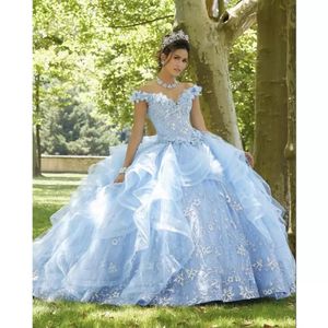 Light Sky Blue Princess Quinceanera Vestido 2023 Apliques de hombro Lectins Flores Fiesta Sweet 16 Vestidos de Vestidos de 15