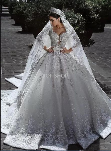 Grande taille Champagne clair col en V cristal dentelle robe de bal robes de mariée musulmane manches longues dos ouvert grande taille robe de mariée