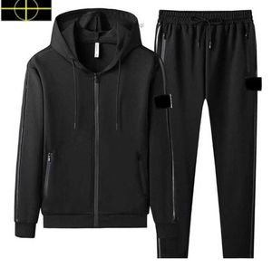 Plus maten Bovenkleding Jassen Stone Jacket Island Nieuw Lente en Herfst Trainingspakken Mode Klassieke jas Effen Casual Sports Suit Tweedelige herencapuchon Rits Topbroek