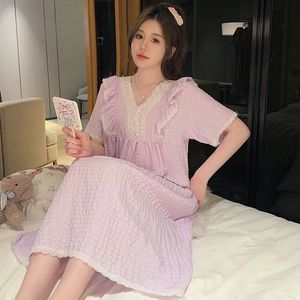 Plus taille sexy dentelle vneck manches courtes coton nightgowns pour femmes été coréen mignon sommiers robe nocturne robe nighty 240408