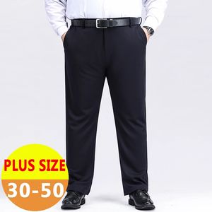 Pantalon de costume intelligent de grande taille pour hommes, pantalon droit élastique de qualité supérieure, 48 50, pantalon de costume d'affaires confortable pour grand homme 240112