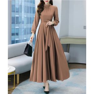 Plus taille printemps automne femme robes maxi femelle vintage manche complète solide décontractée en mousseline de mousseline de mousseline bohème long 240320