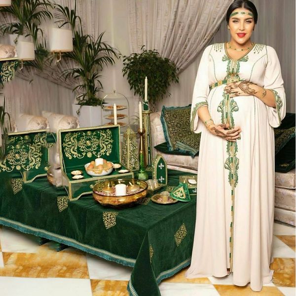 Vestido de fiesta para madres embarazadas, bata blanca musulmana de talla grande, Caften marroquí, cuello en V, apliques bordados, vestidos de noche