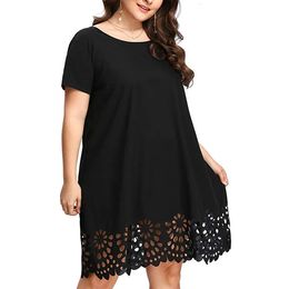 Plus size dames kleden sexy kanten vaste korte mouw oneck holle out casual Boheemse strand vakantie losse zomer mini 240411