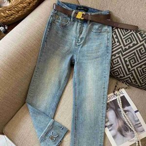 Plus size dames jeans designer broek mode metaal charme brief grafisch negen kwart denim broek met hoge taille loszittende rechte poten broek
