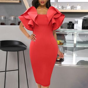 Plus Size Vrouwen Rode Bodycon Jurken Ruches Stijlvolle Party Evenement Midi Jurk Elegante Slanke Afrikaanse Datum uit Viering Gelegenheid Robe 210416