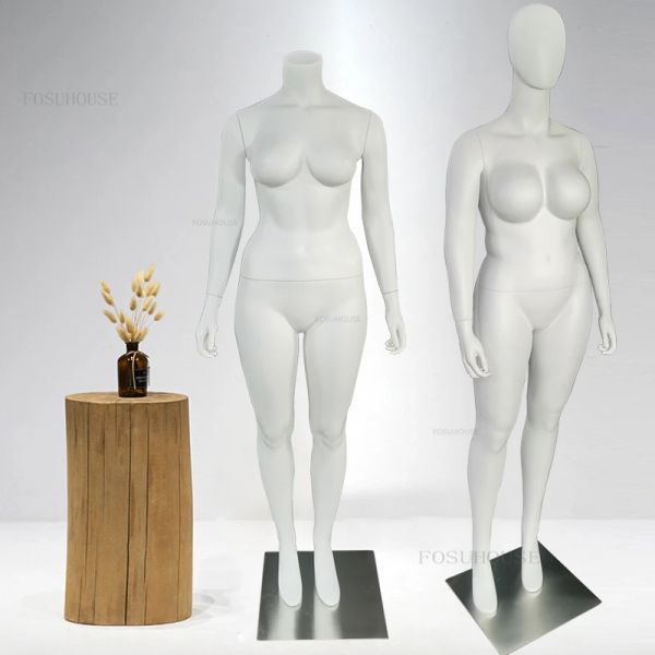 Plus taille des vêtements pour femmes mannequins en fibre de verre
