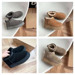 Bottines de neige en peluche Bottes d'hiver Tasman Chestnut Mules Bottes courtes en laine Tazz Bottes de créateur en fourrure épaisse et chaude Ultra Mini Fluffy Furry Fuzzy Mule Shearling Classique