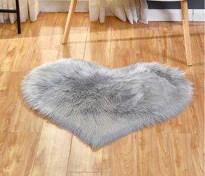 Pluche gebied tapijten mooie perzik hart tapijt home textiel multifunctionele woonkamer hartvormige anti slip vloermat
